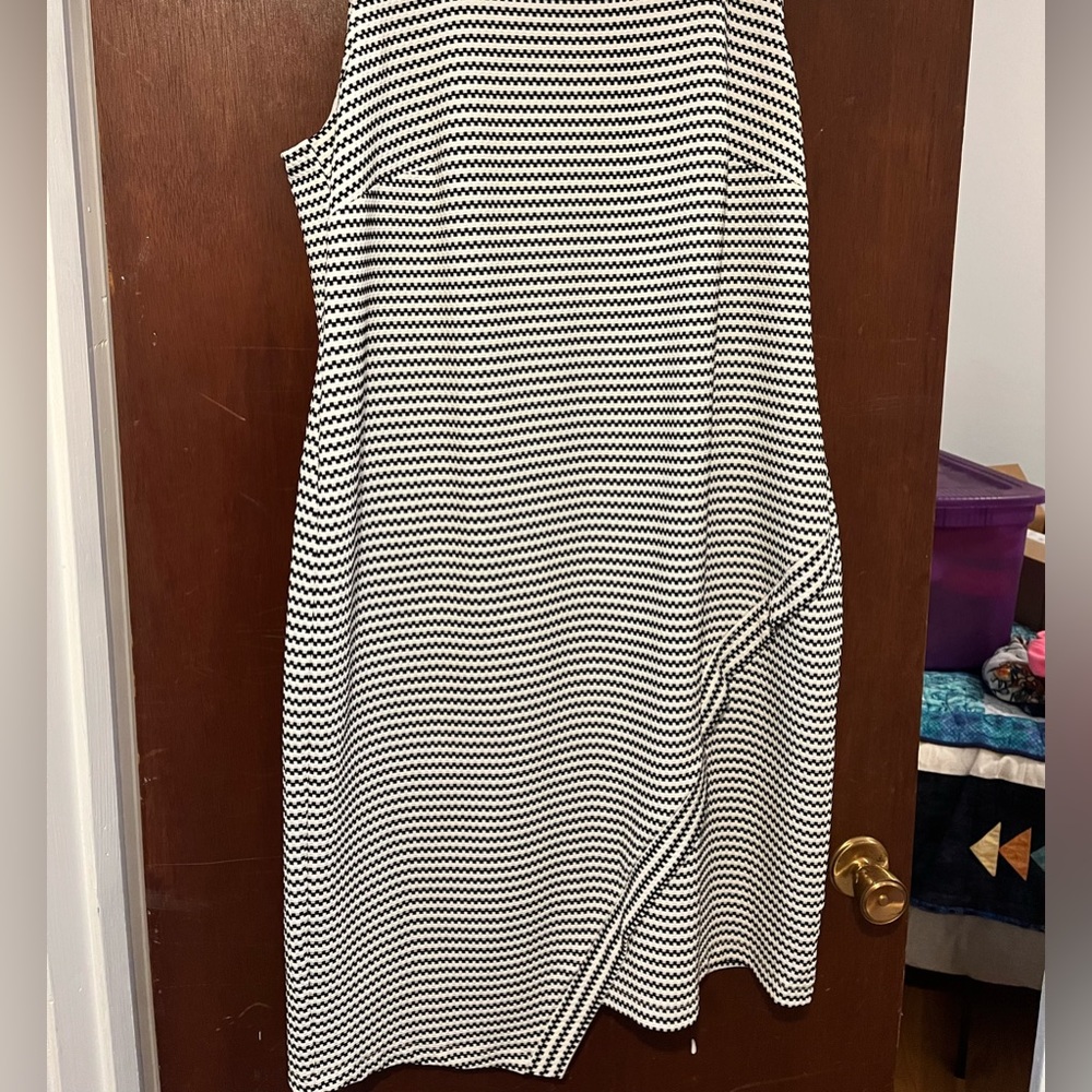 Eloquii dress with adorable asymmetrical detail on the bottom